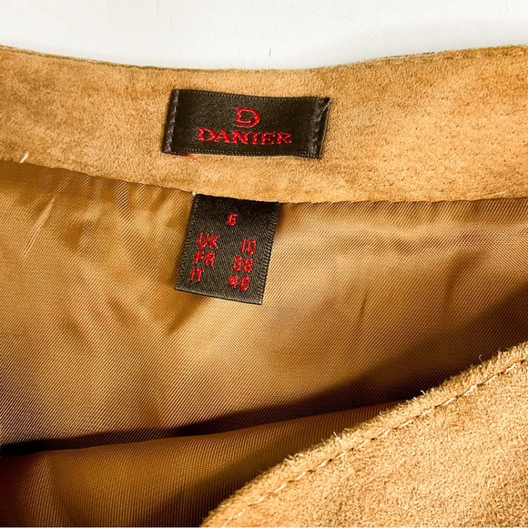 Danier Suede Wrap Skirt Camel Scalloped Hem Leather 6 - Picture 6 of 10